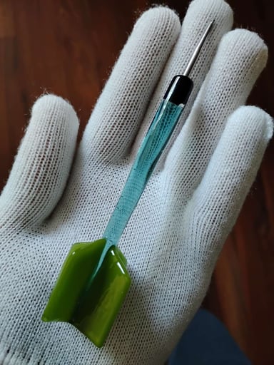 Preview pic of (HOOBS solo) Glass dart 2021 (rare dabber)