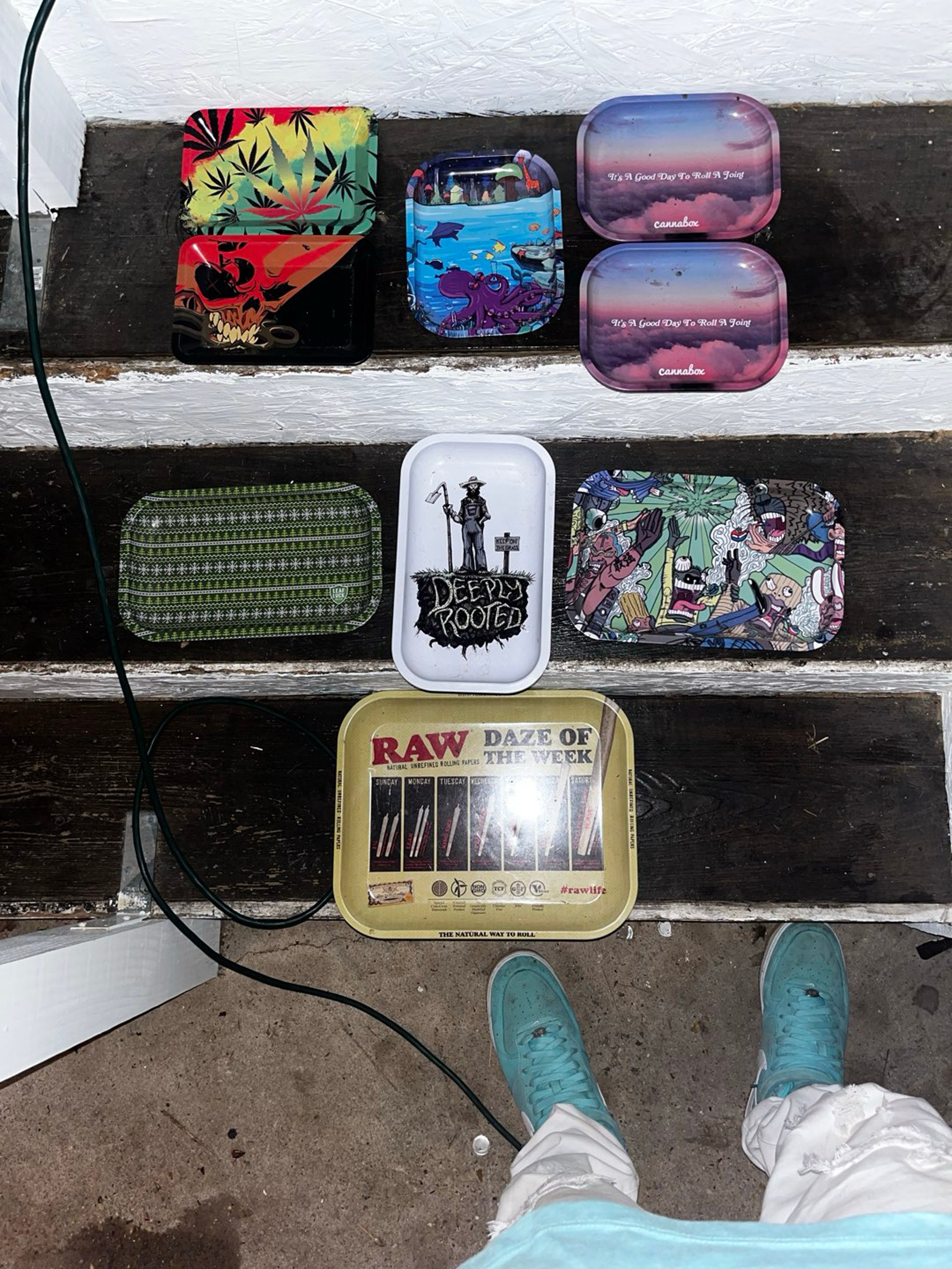 Preview pic of Used, cheap, Rollin trays