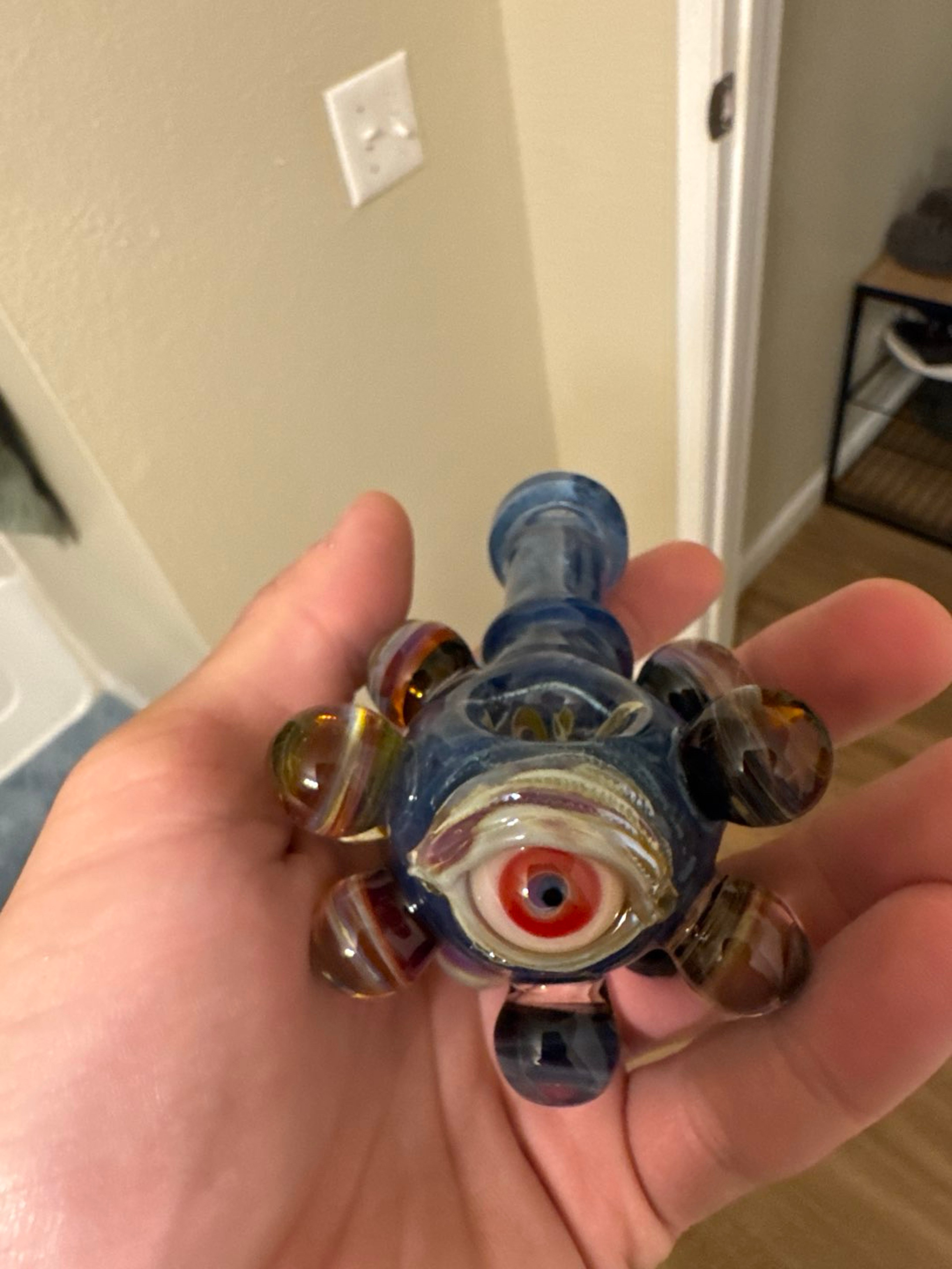 Preview pic of Bard marble pipe