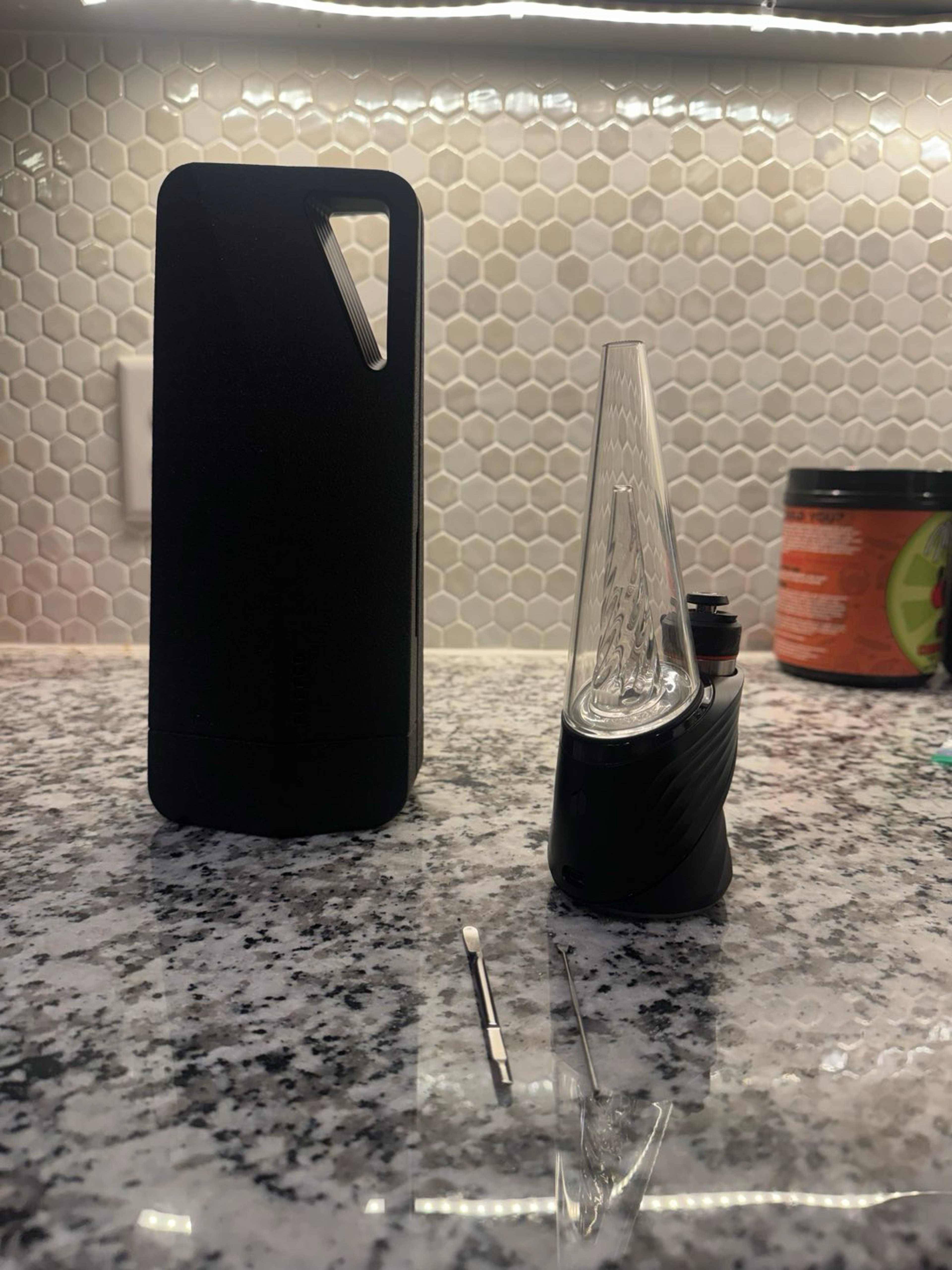 Preview pic of Puffco Peak Pro V2 - Black