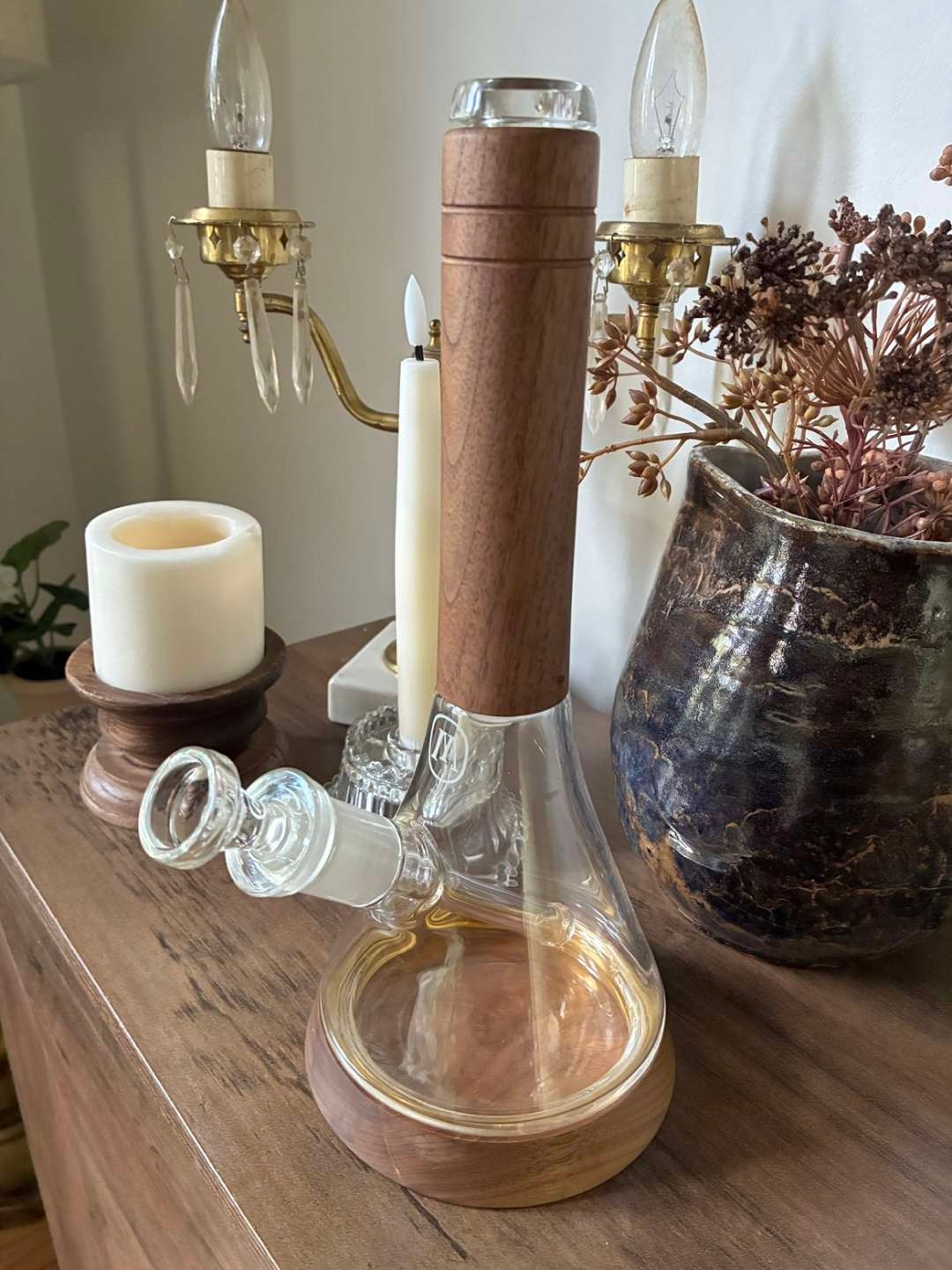 Preview pic of MARLEY Natural glass & walnut waterpipe