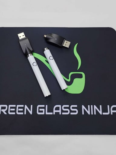 Preview pic of 2 Pack White 510 Battery & Charger