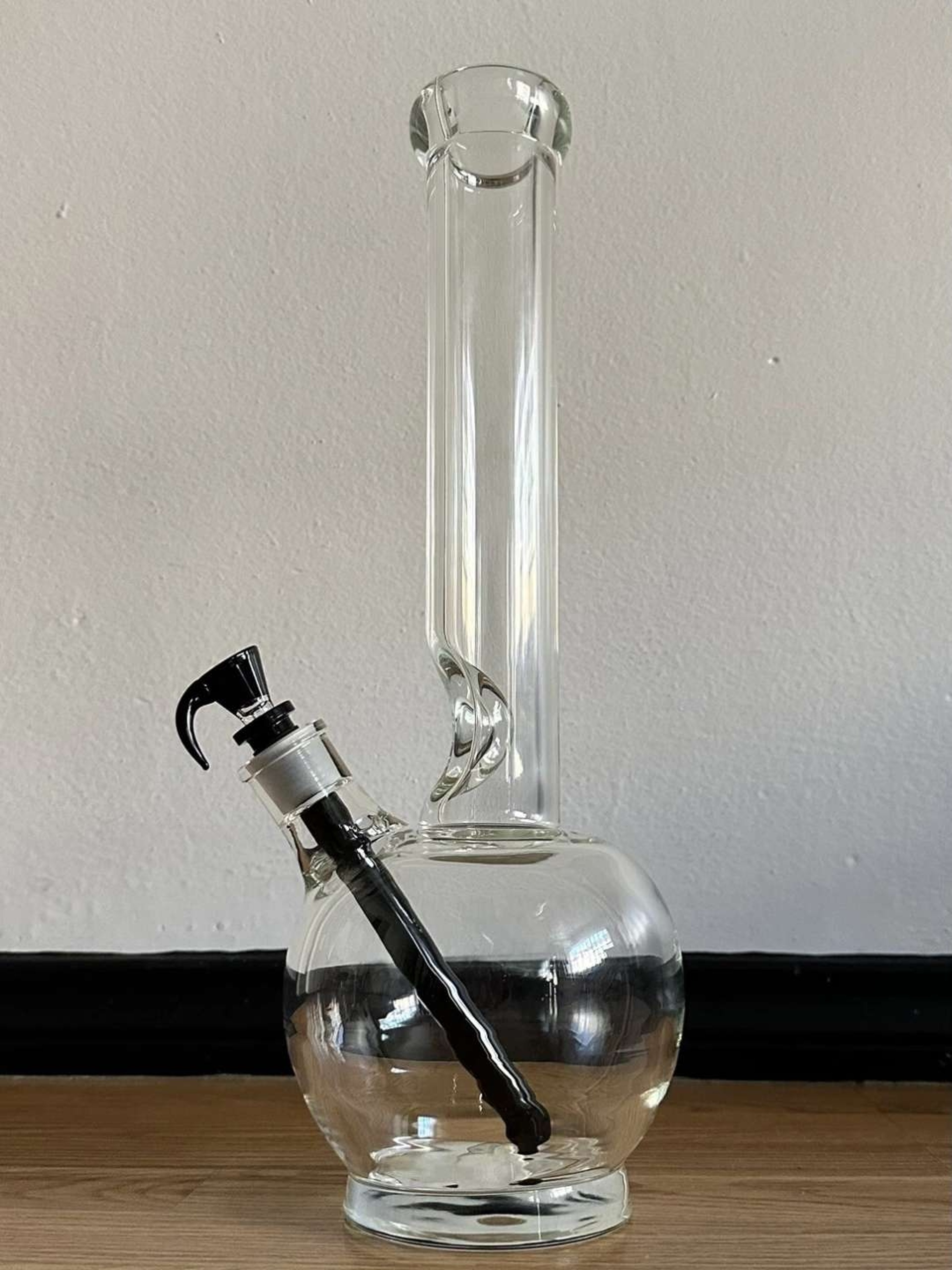 Preview pic of 17” Hookah Water Pipe 9mm Old School Bubble Bottom Bong