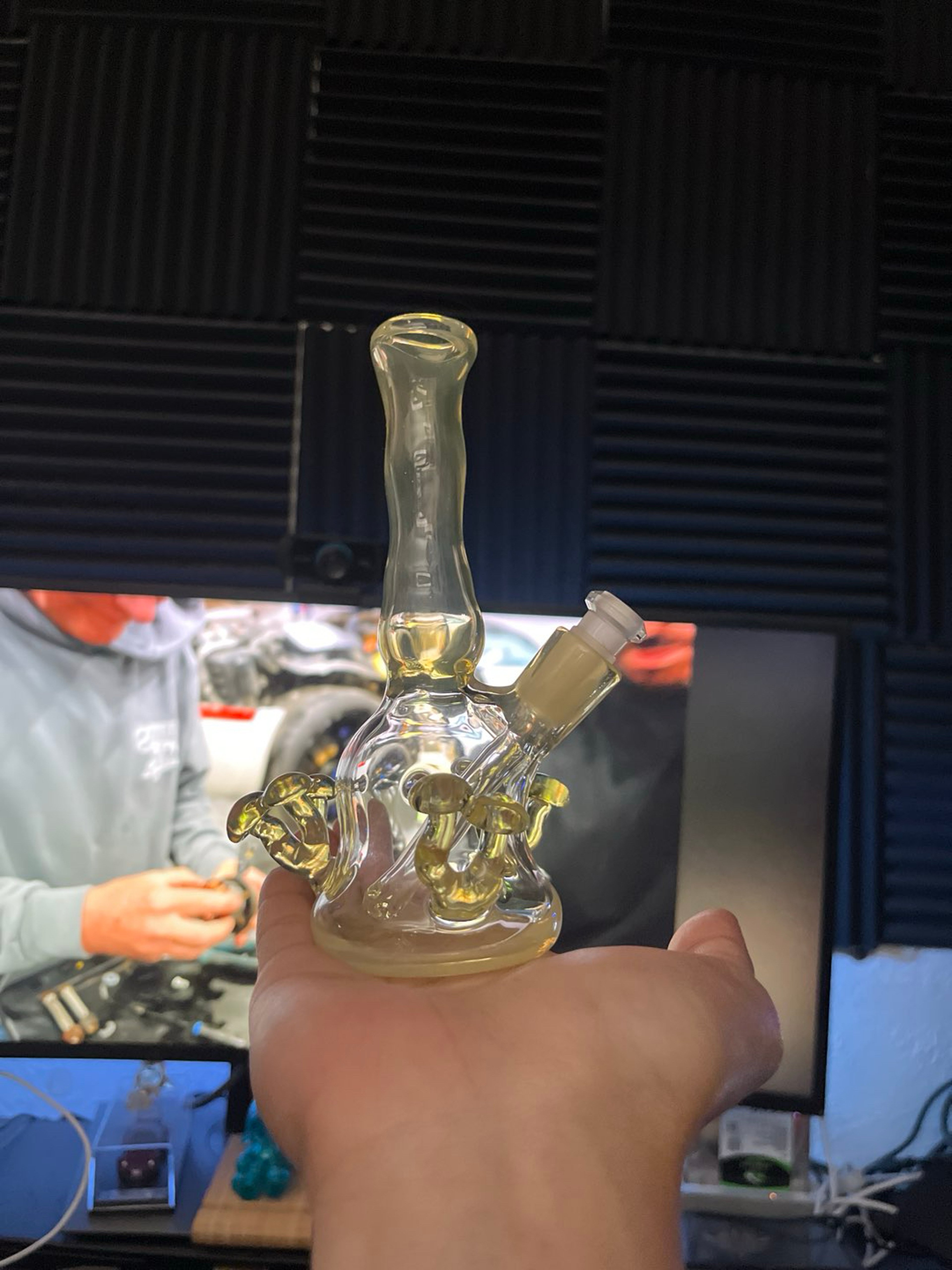 Preview pic of Big Z CFL Mushroom Piece