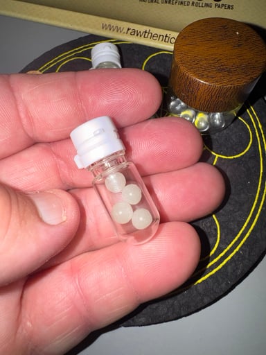 Preview pic of 4 Pk Green UV High Quality Terp Pearls