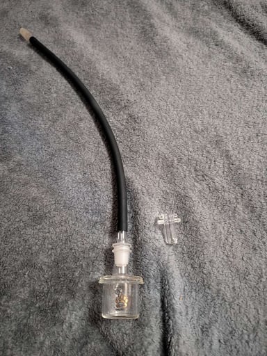 Preview pic of Calibear switch 2 dry whip attachment and padd glass carb cap bundle