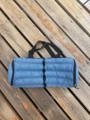 Preview pic of 18 in vastra protective bong bag