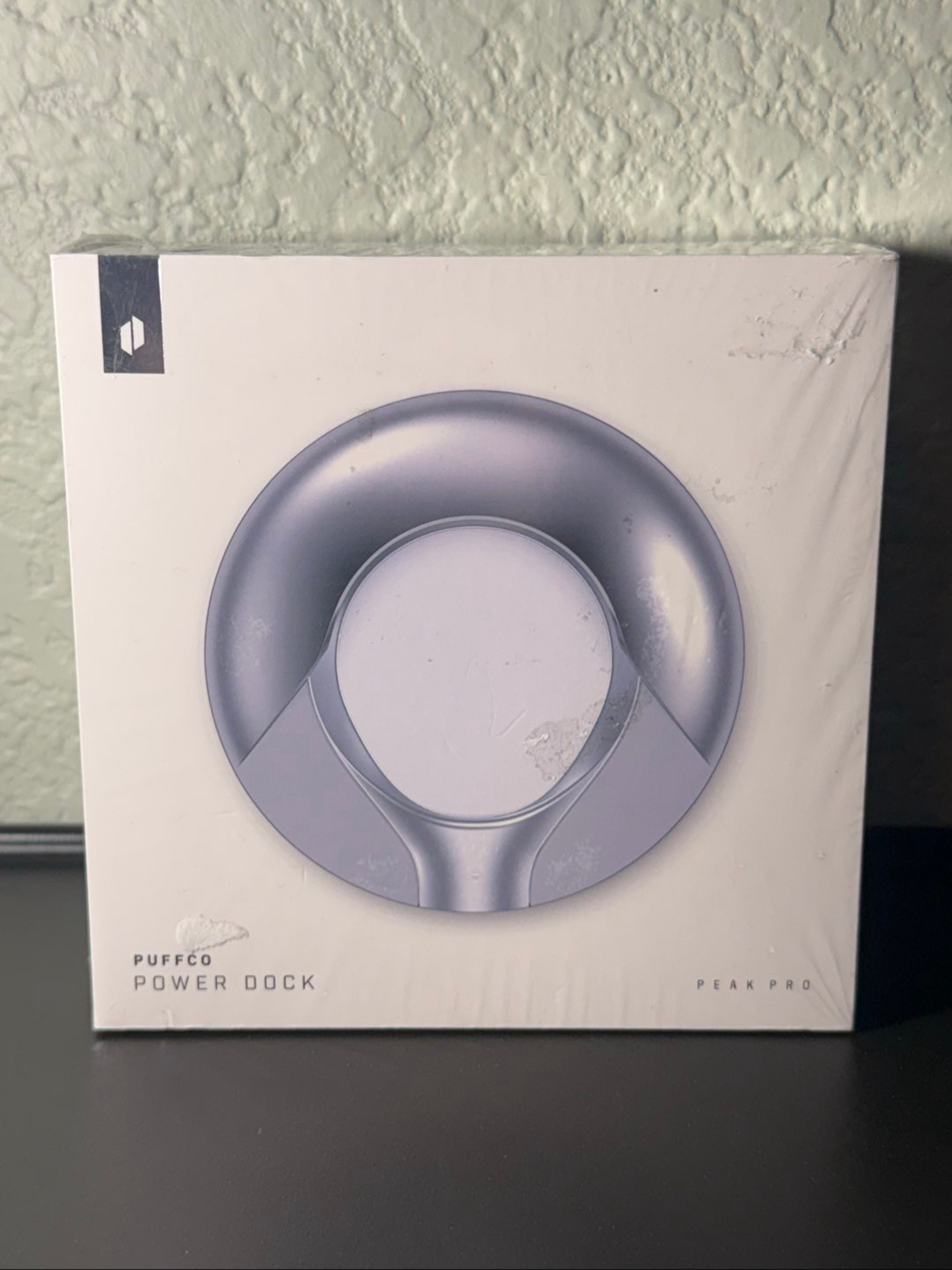 Preview pic of guardian puffco power dock wireless charging