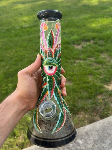 Preview pic of Glow in the dark beaker bong