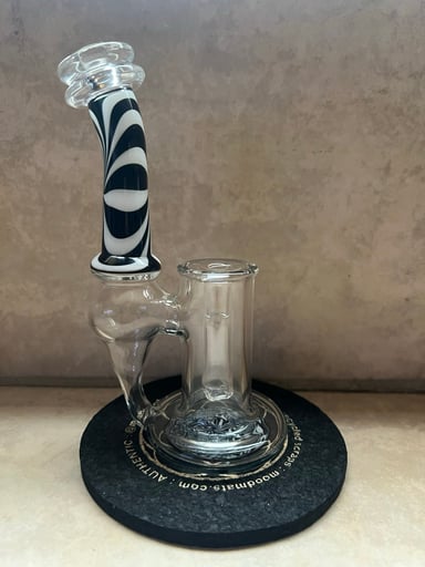 Preview pic of JFK Glass Bubbler