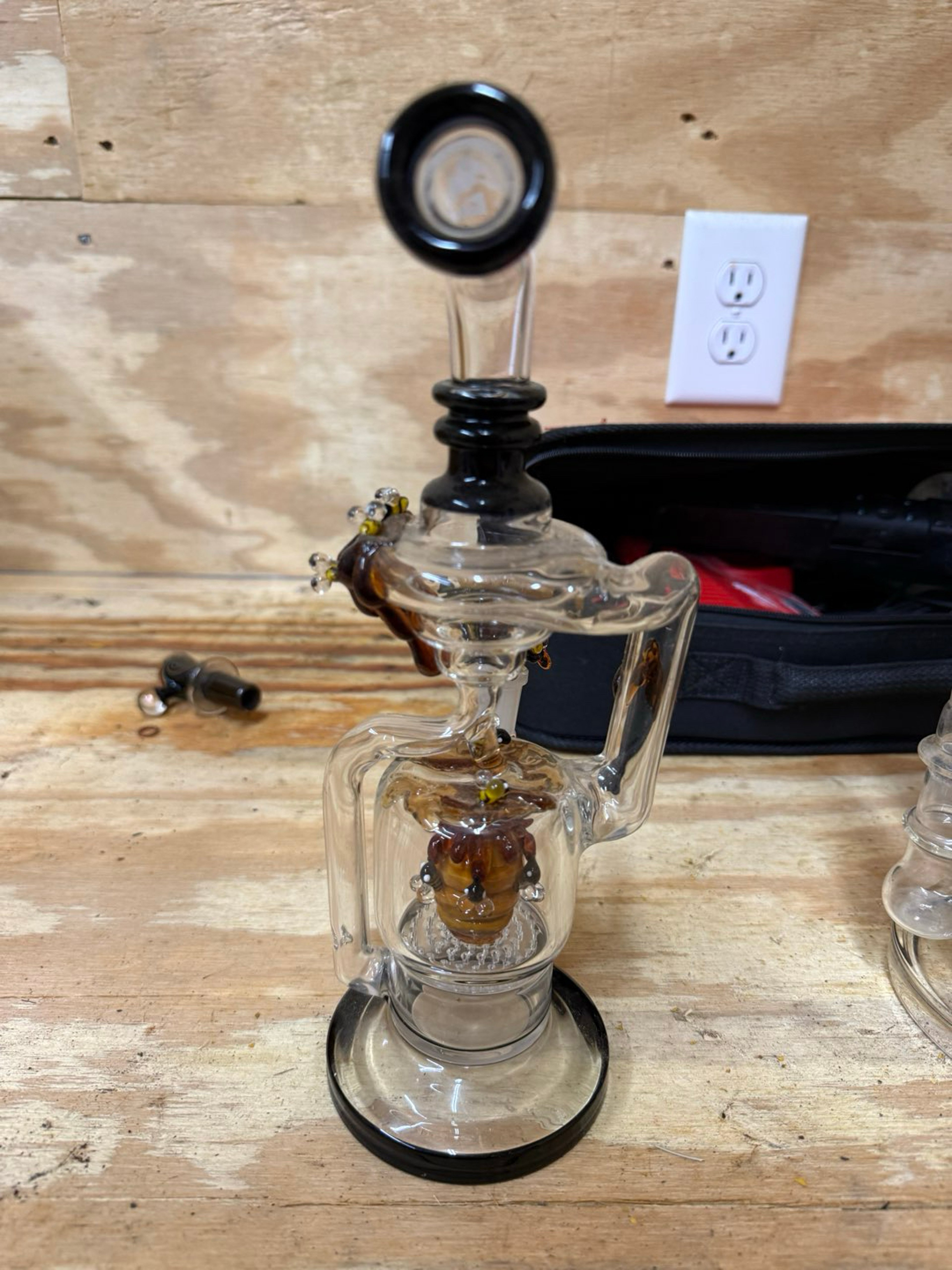 Preview pic of Empire glassworks beehive recycler