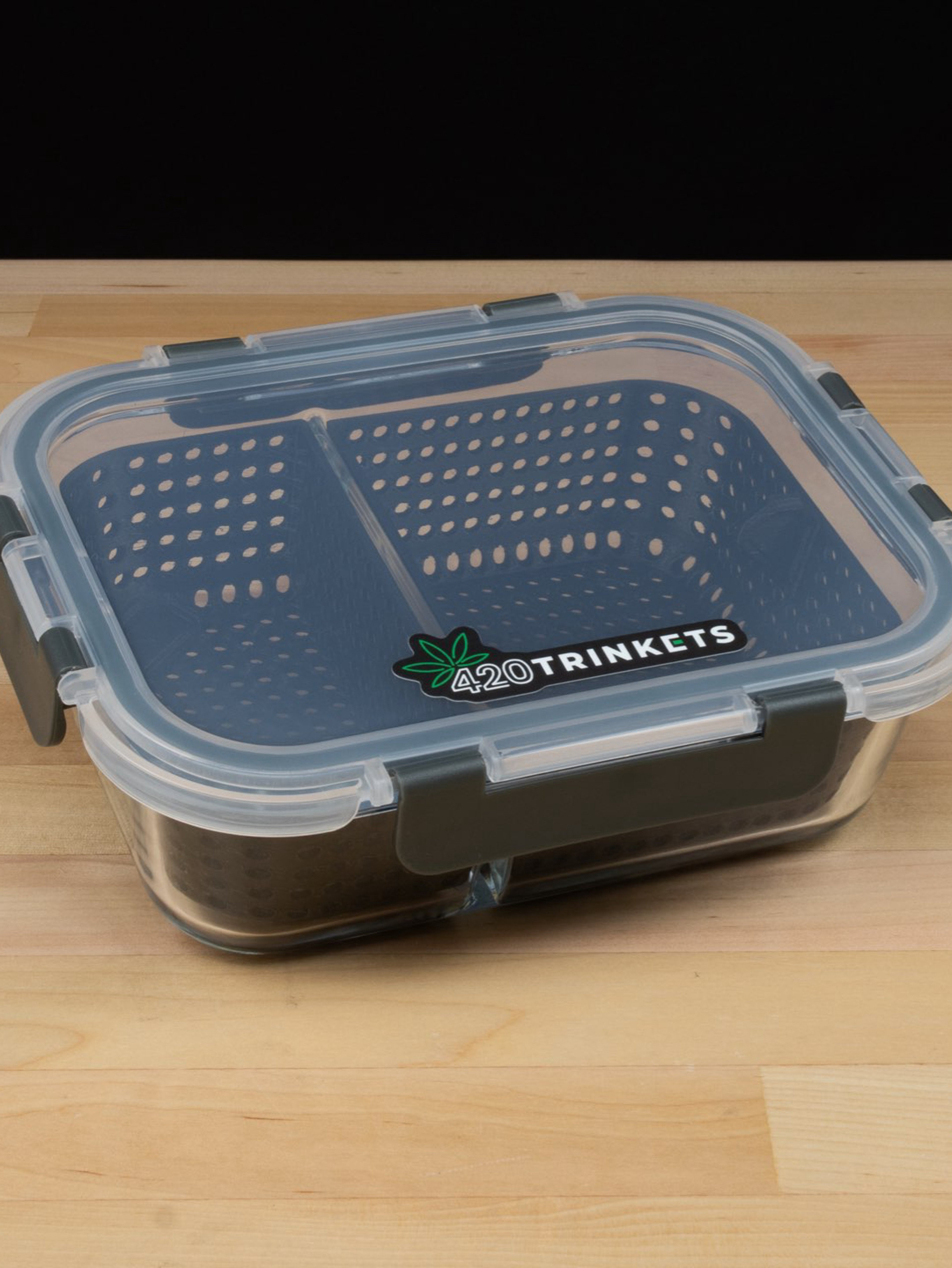 Preview pic of Large Black Iso Soak Station - Dual Chamber, 36oz, Black