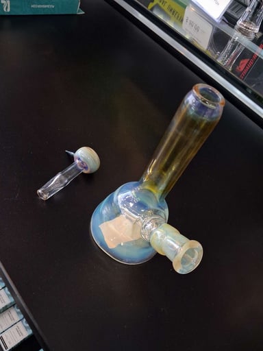 Preview pic of StarKnight 6in handblown bong