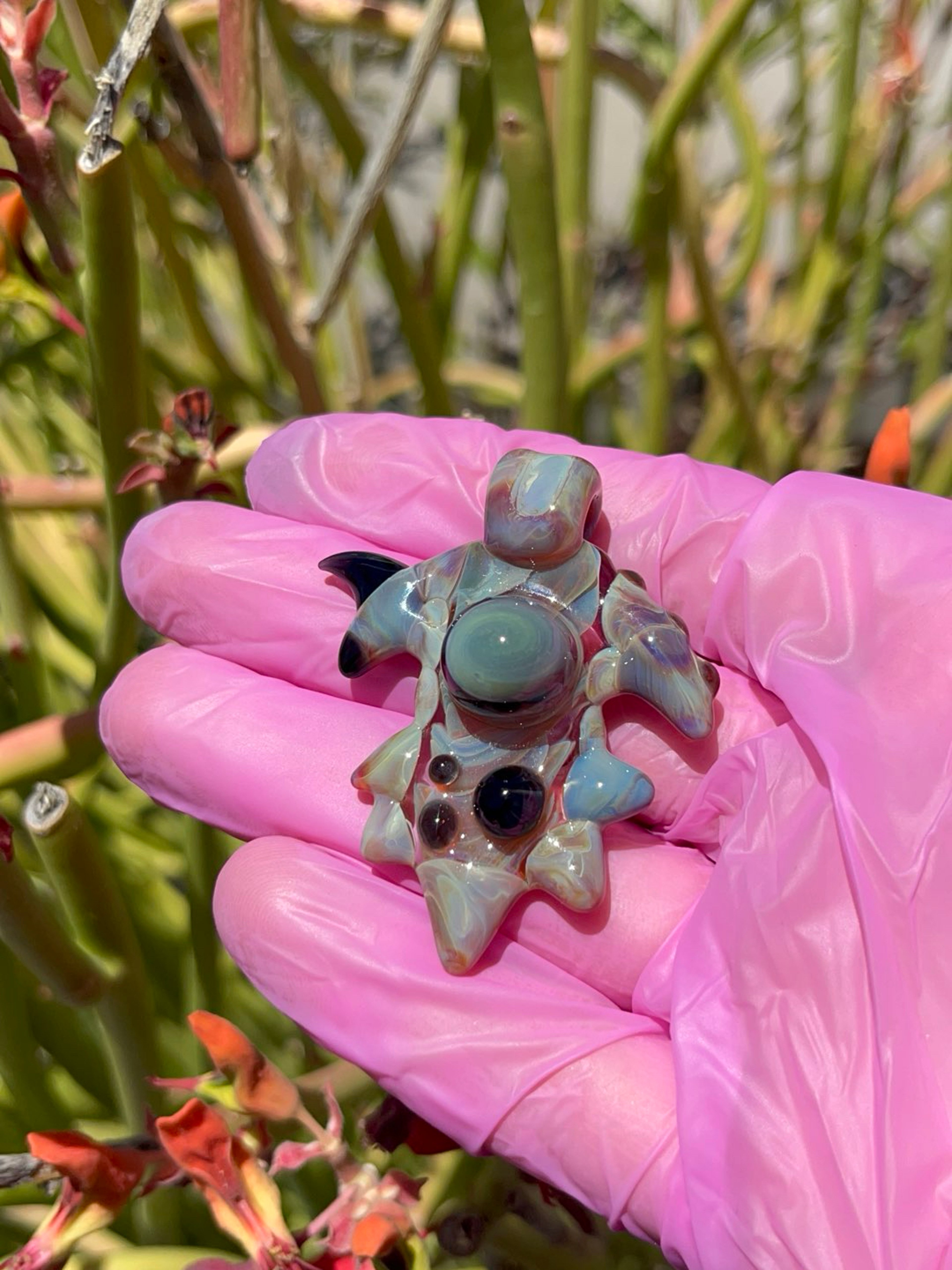 Preview pic of MELT YOU MELLOW pendant