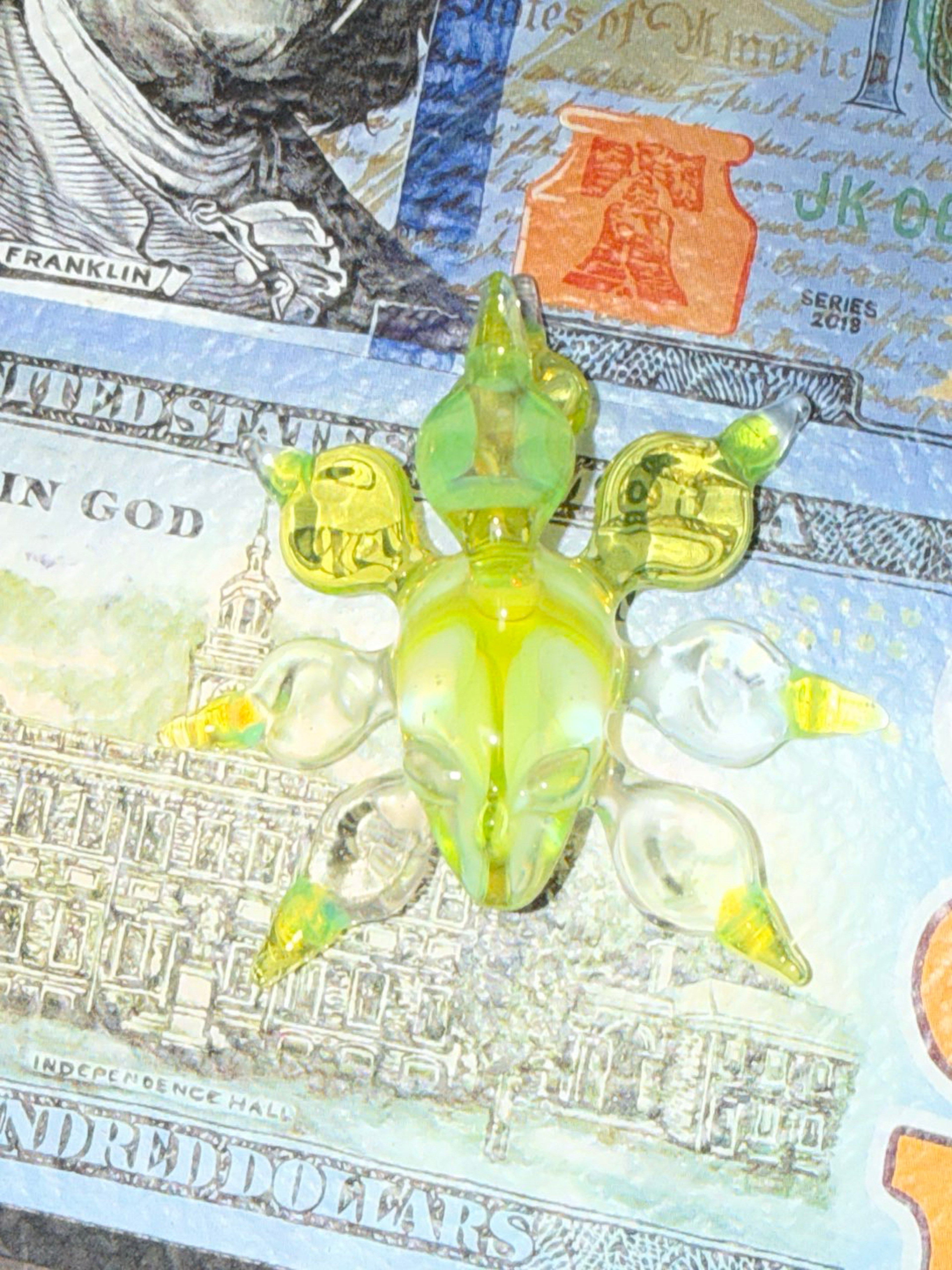 Preview pic of Indo glass pendant