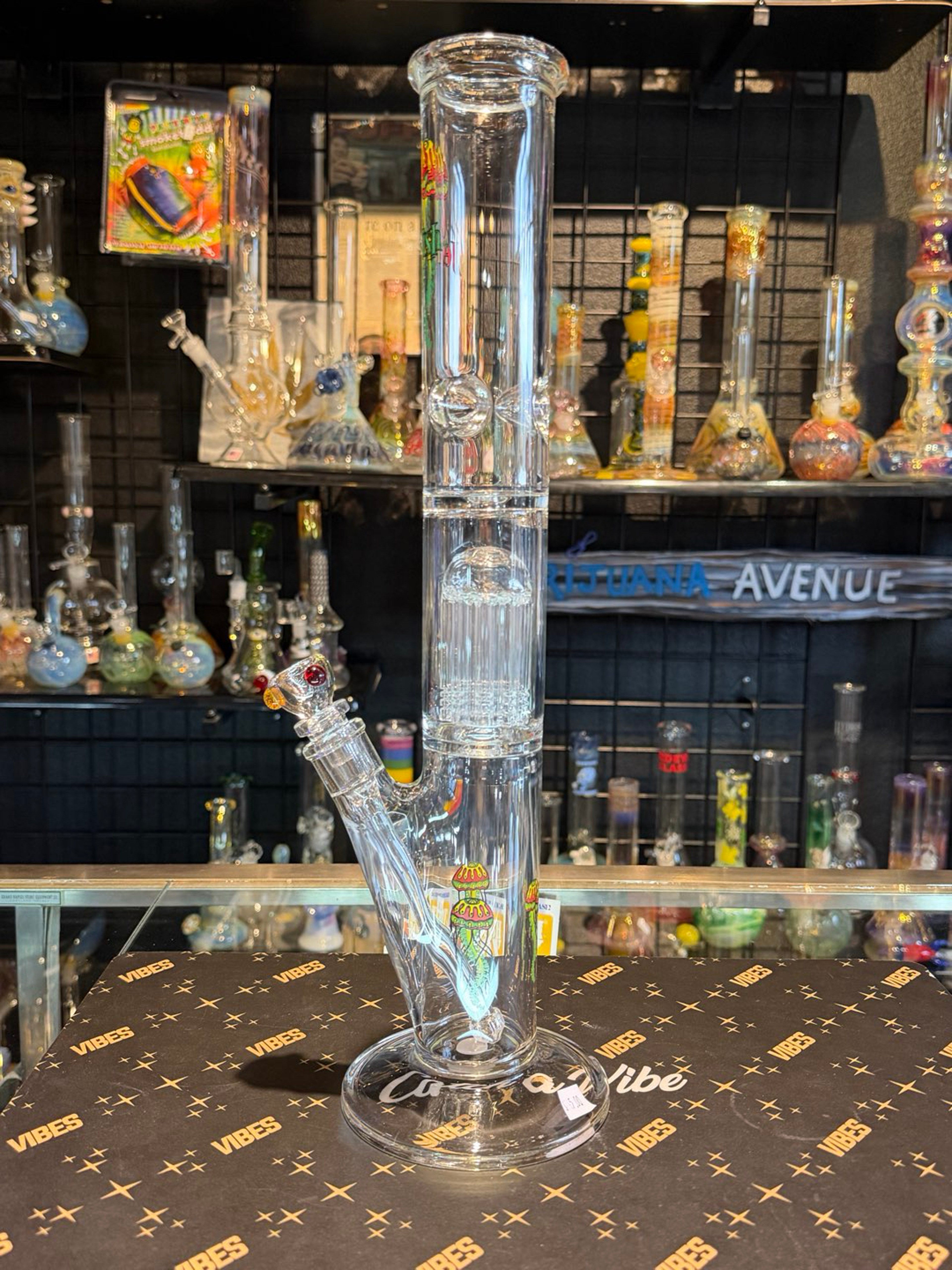 Preview pic of Jellyfish Glass 10 Arm Straight Tube