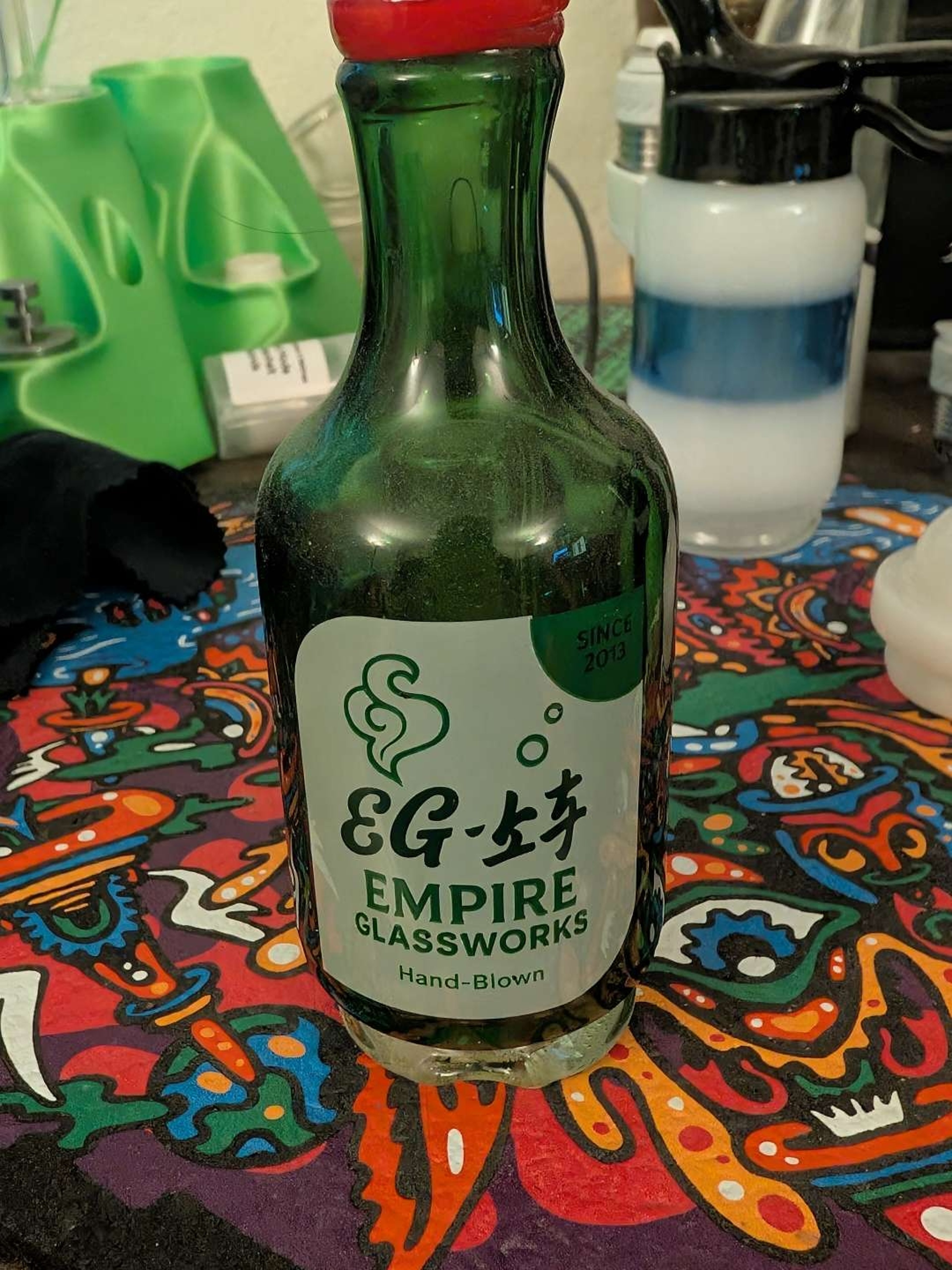 Preview pic of Empire soju bottle top