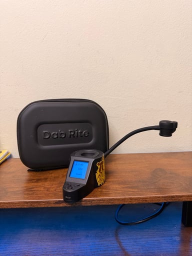Preview pic of Dab Rite Digital IR Thermometer OG With Original Case! Great Condition