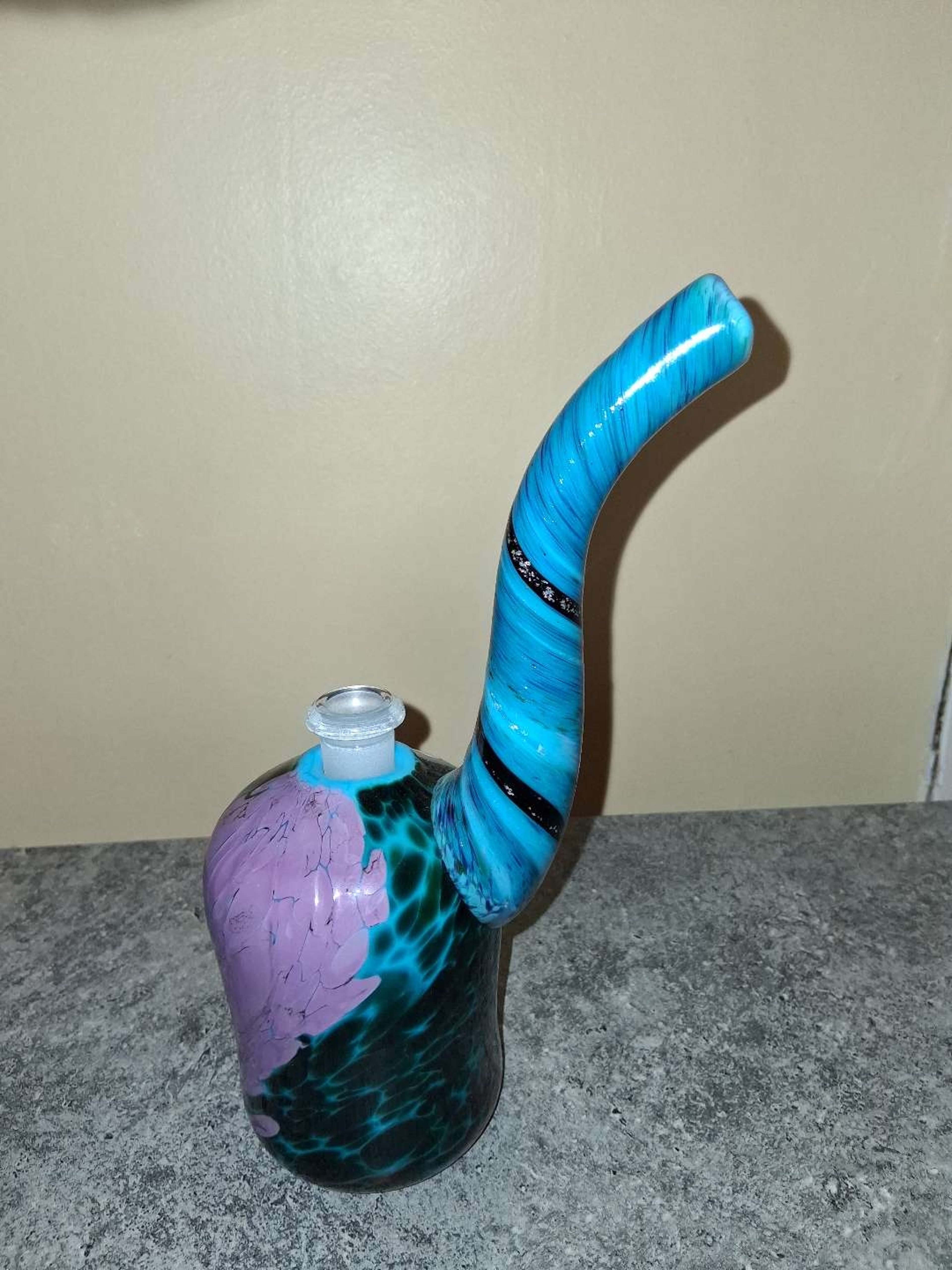 Preview pic of Special K top loader handblown glass