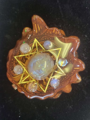 Preview pic of Third Eye Pinecone
