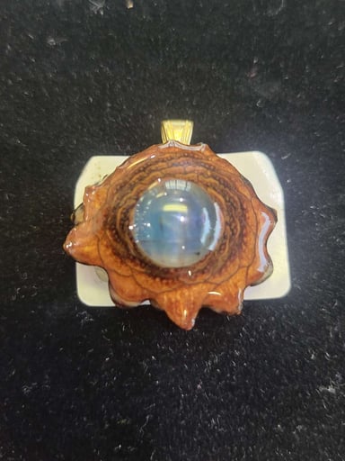 Preview pic of Third Eye Pinecone