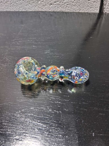 Preview pic of 4-in Speckled glass hand pipe