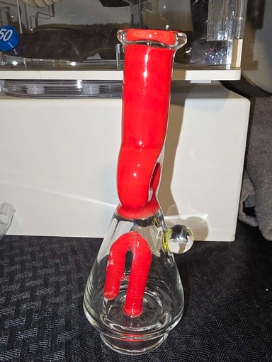 Preview pic of Red Puffco peak pro glass top handblown