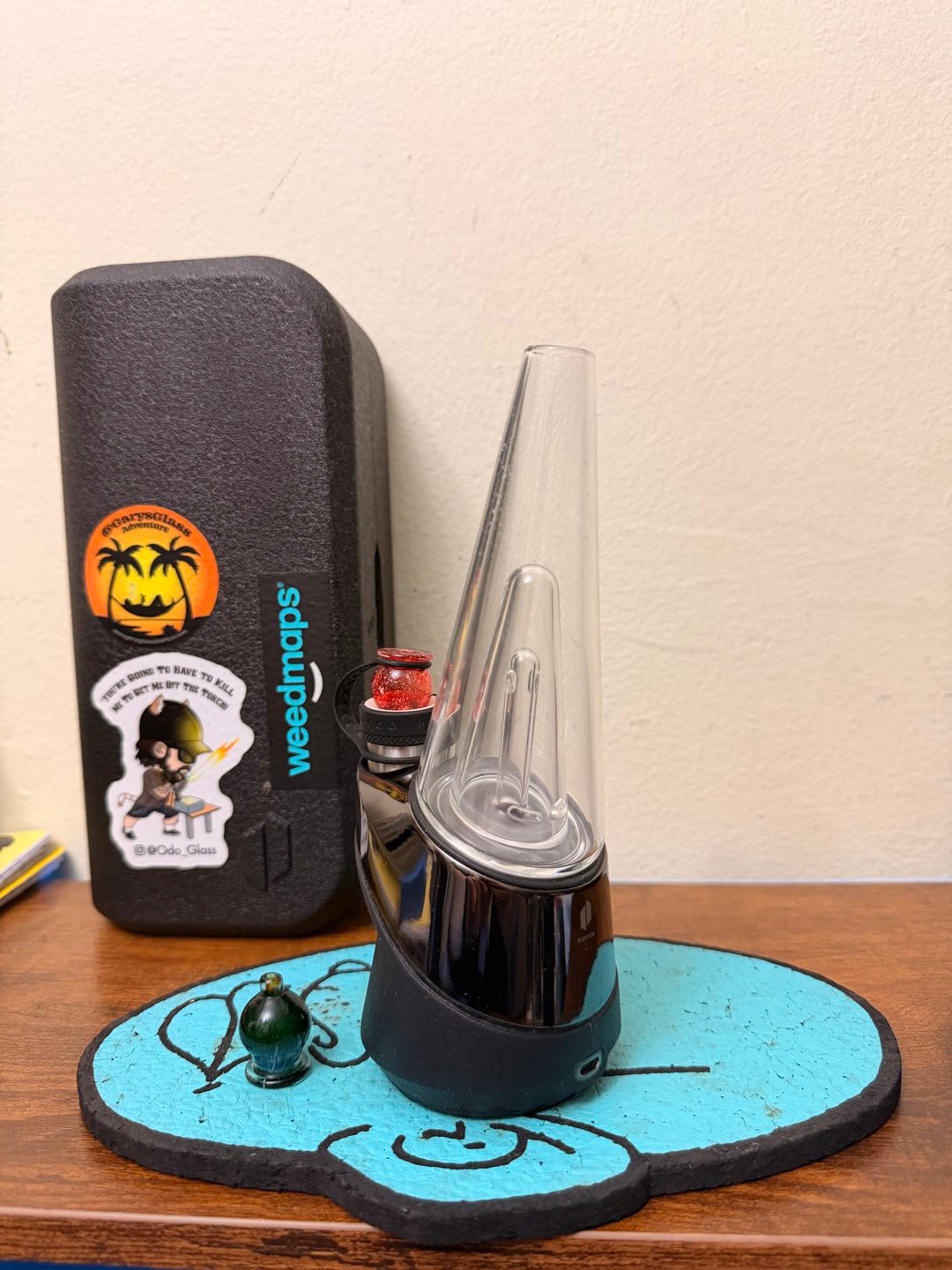 Original Puffco Peak OG with Upgraded Glass and Carb Cap. Needs new atomizer. Read Description image 0