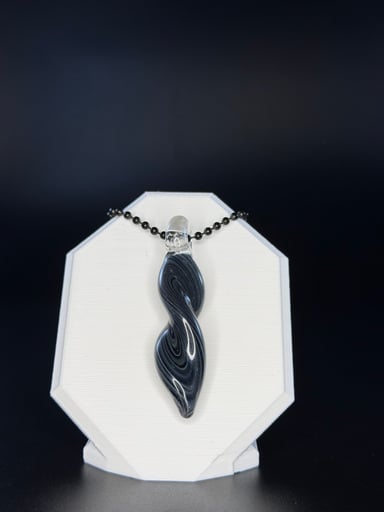 Preview pic of Linework prep twisty pendant