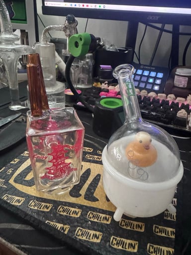 Preview pic of Hemper tops and goodies
