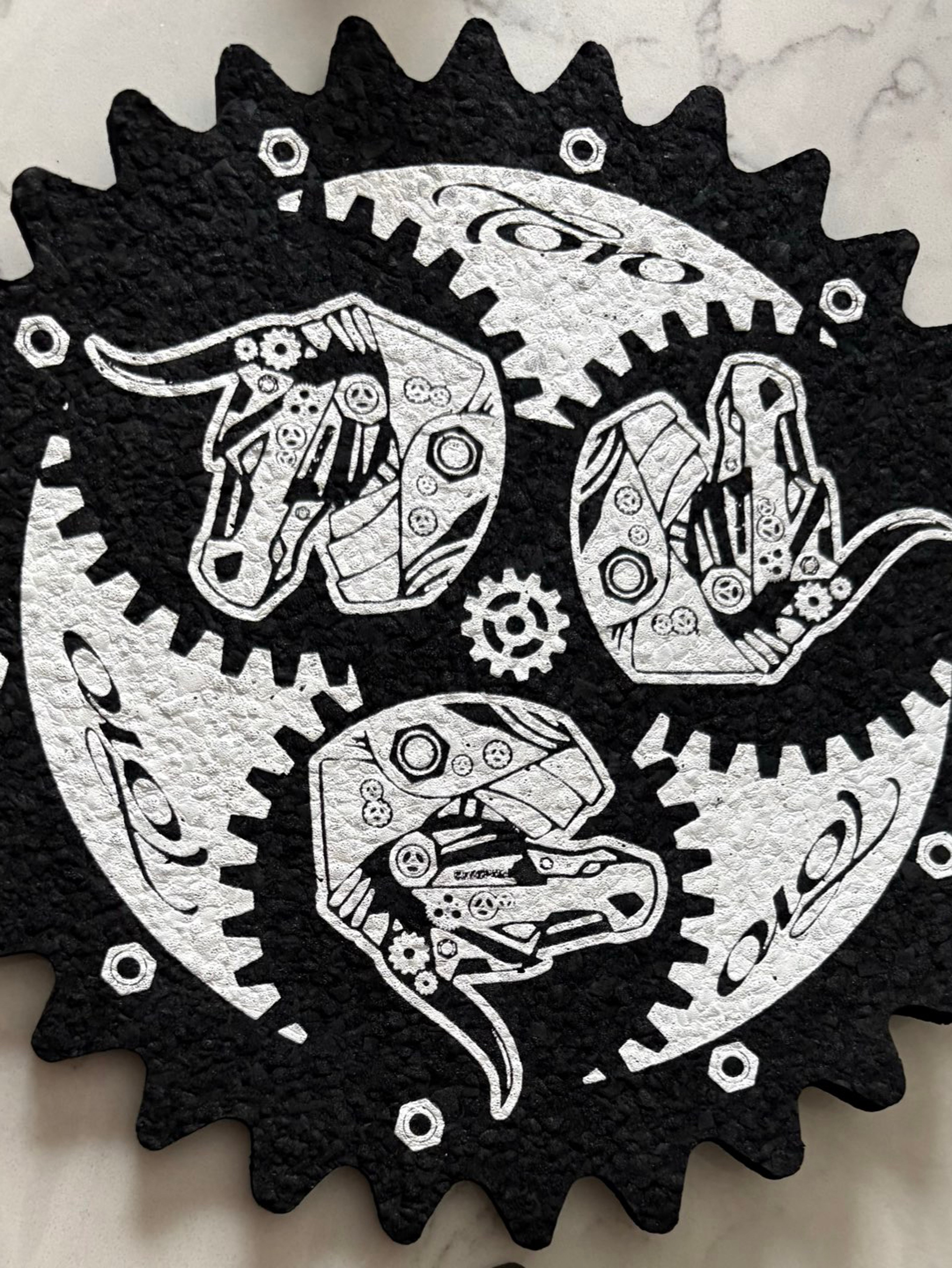 Preview pic of Toro 8.5in Black+White Label