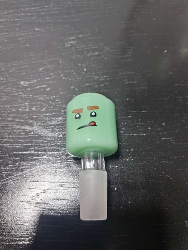 Preview pic of 14 mm green Lego head bowl