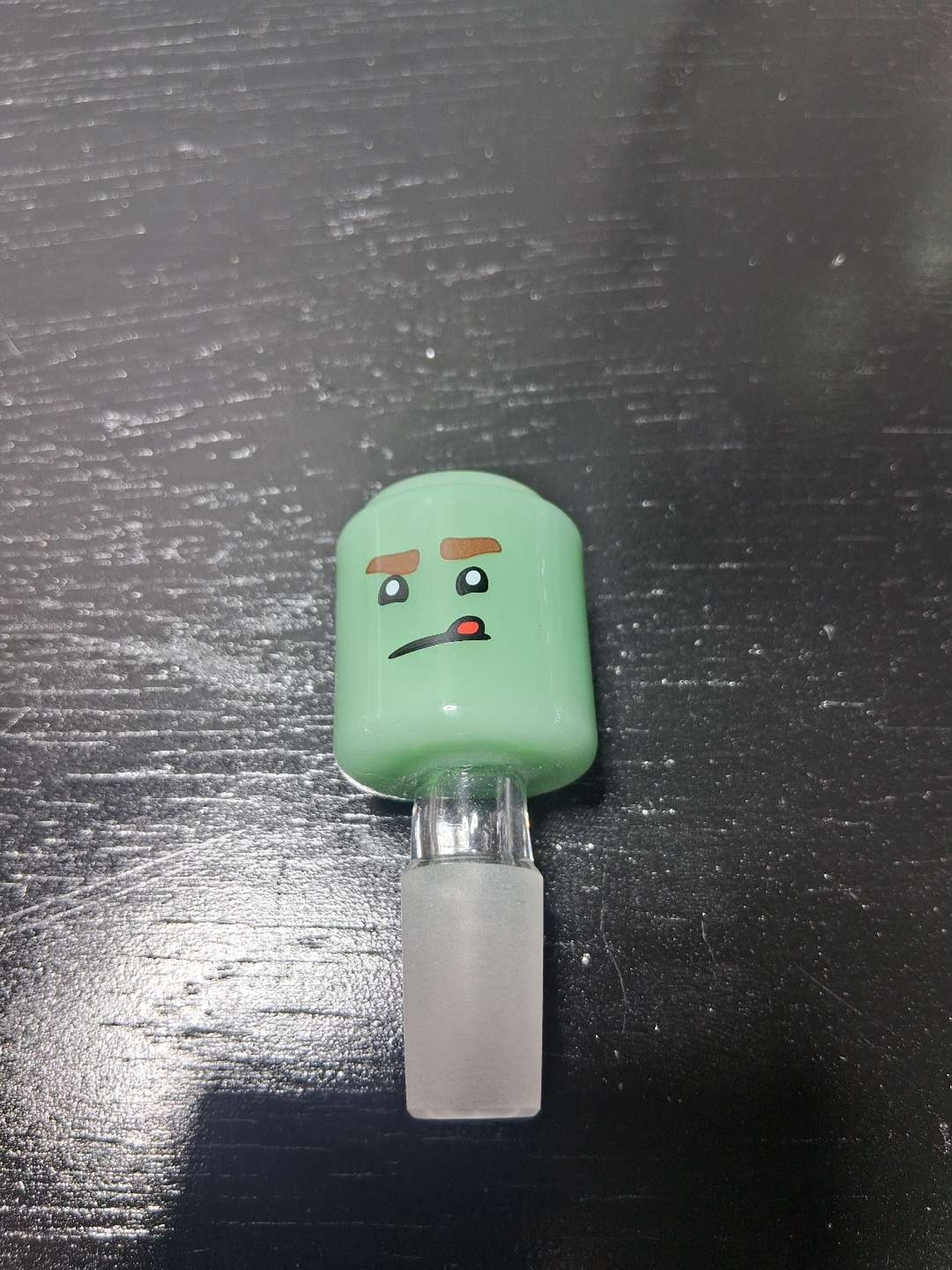 Preview pic of 14 mm green Lego head bowl