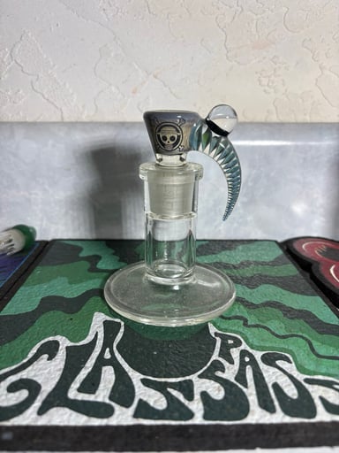 Preview pic of Magic Lamp Glassworks Slide