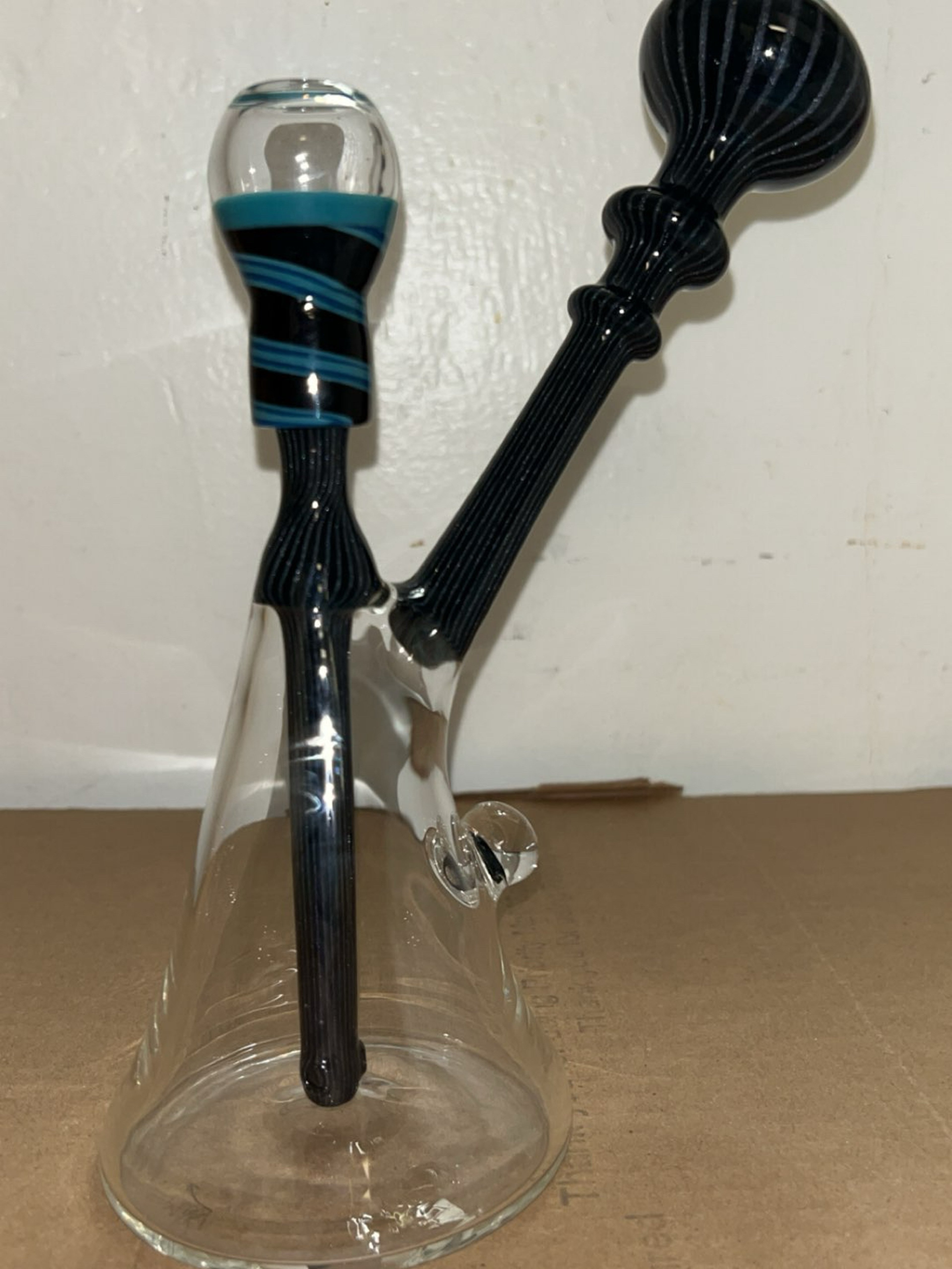 Preview pic of GlassMunky - Brand New American Glass