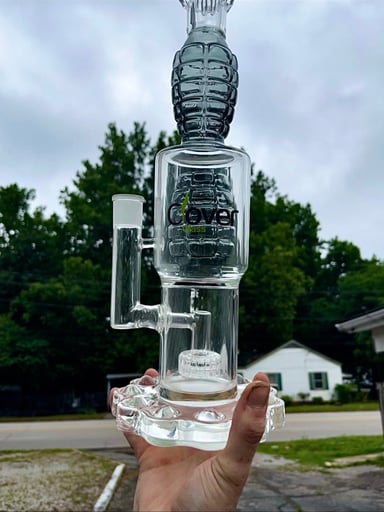 Preview pic of Clover Grenade (READ POST DESCRIPTION)