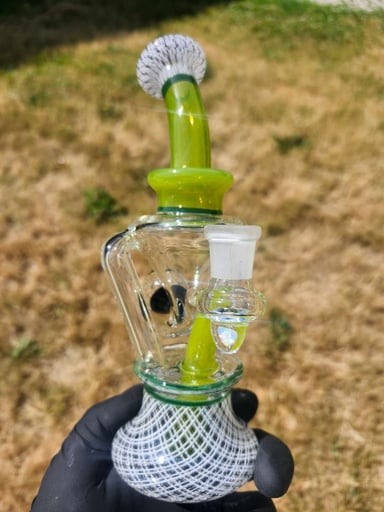 Preview pic of DAVEMAN GLASS DUAL UPTAKE FLOATING RECYCLER