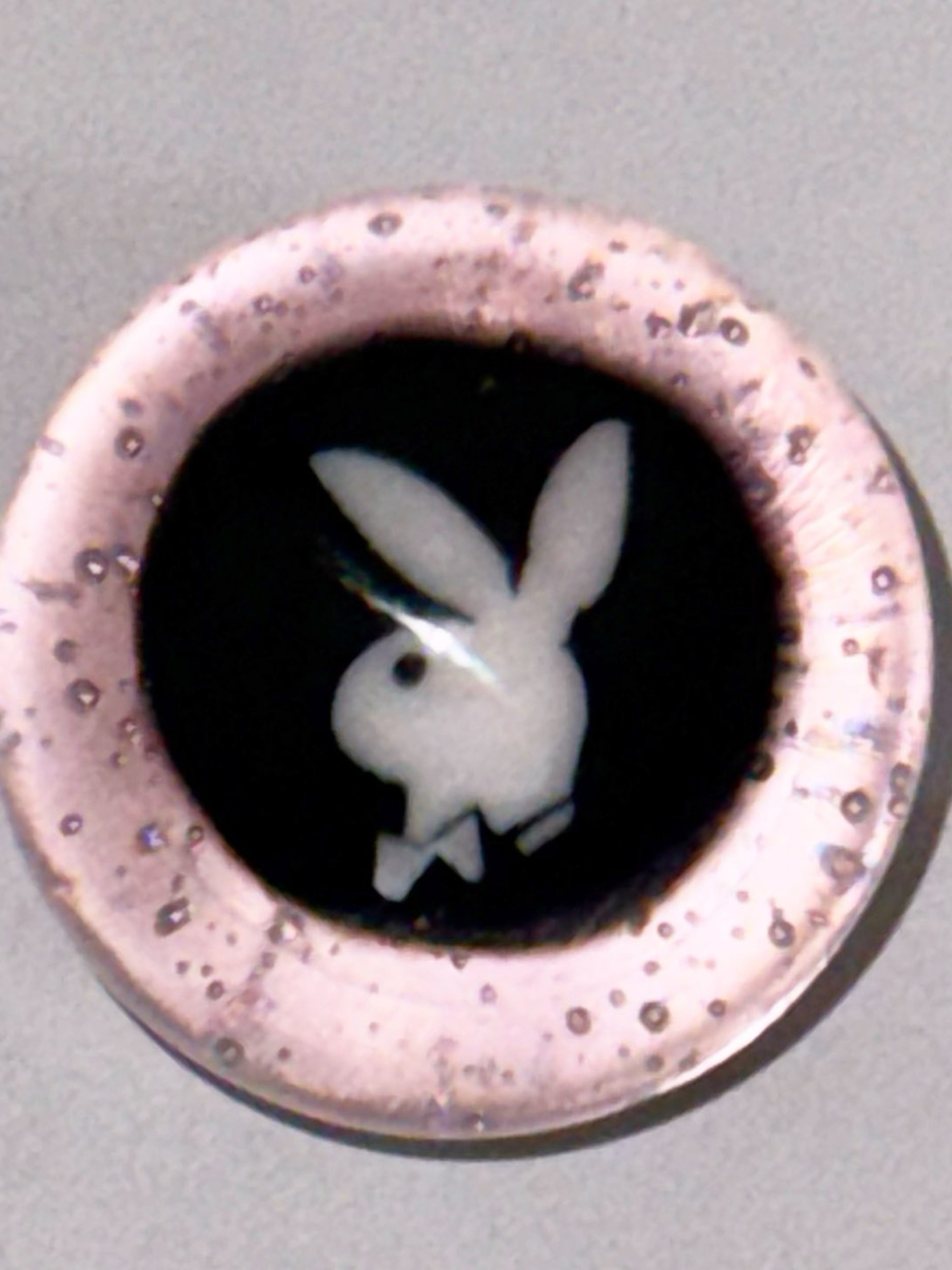 Preview pic of Keys Glass Playboy Bunny Marble