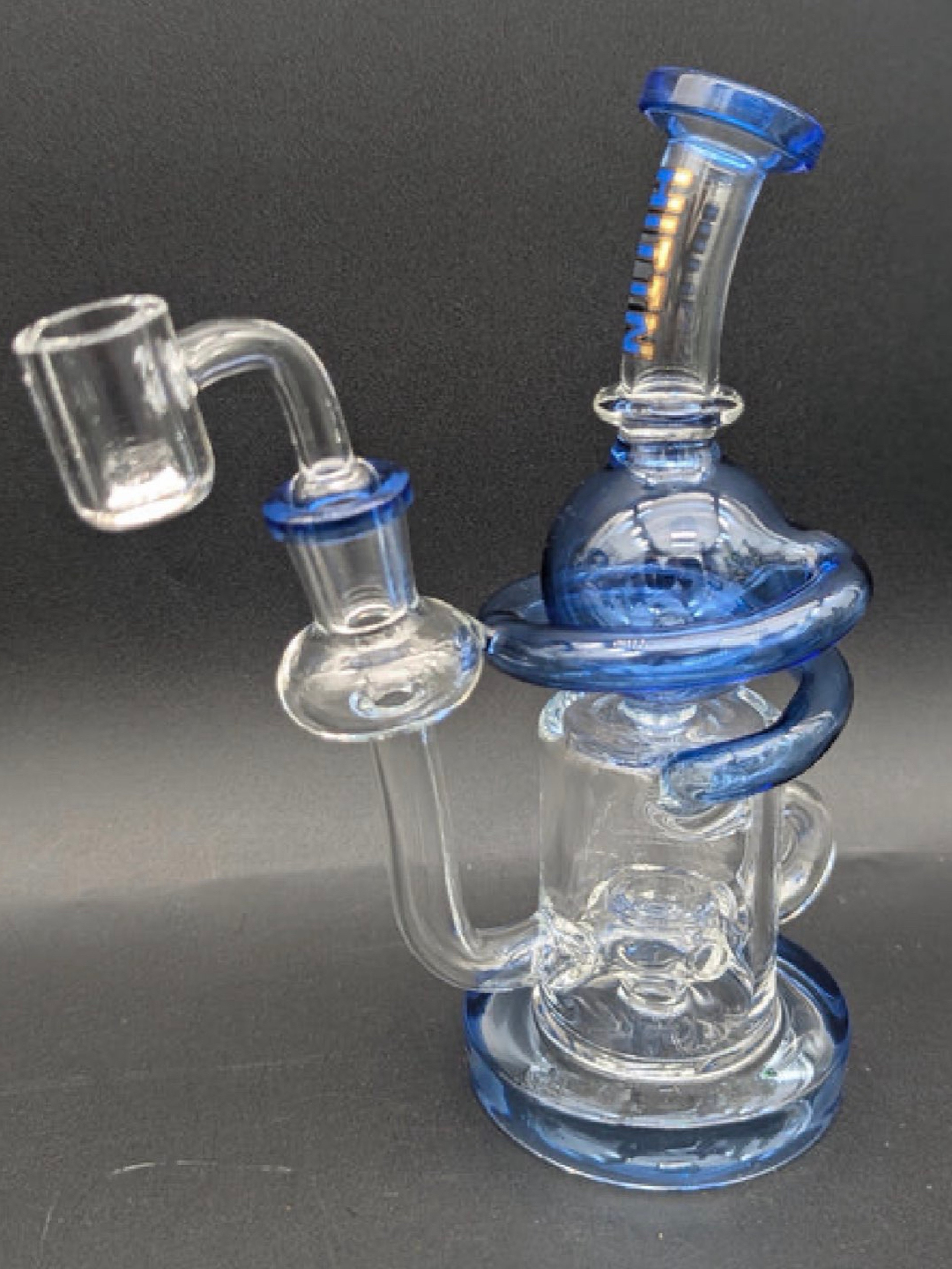 Preview pic of Hittn Glass 7" Orbit Recycler Dab Rig