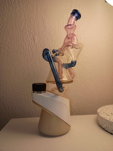 Preview pic of Puffco Opal Peak Pro Edition