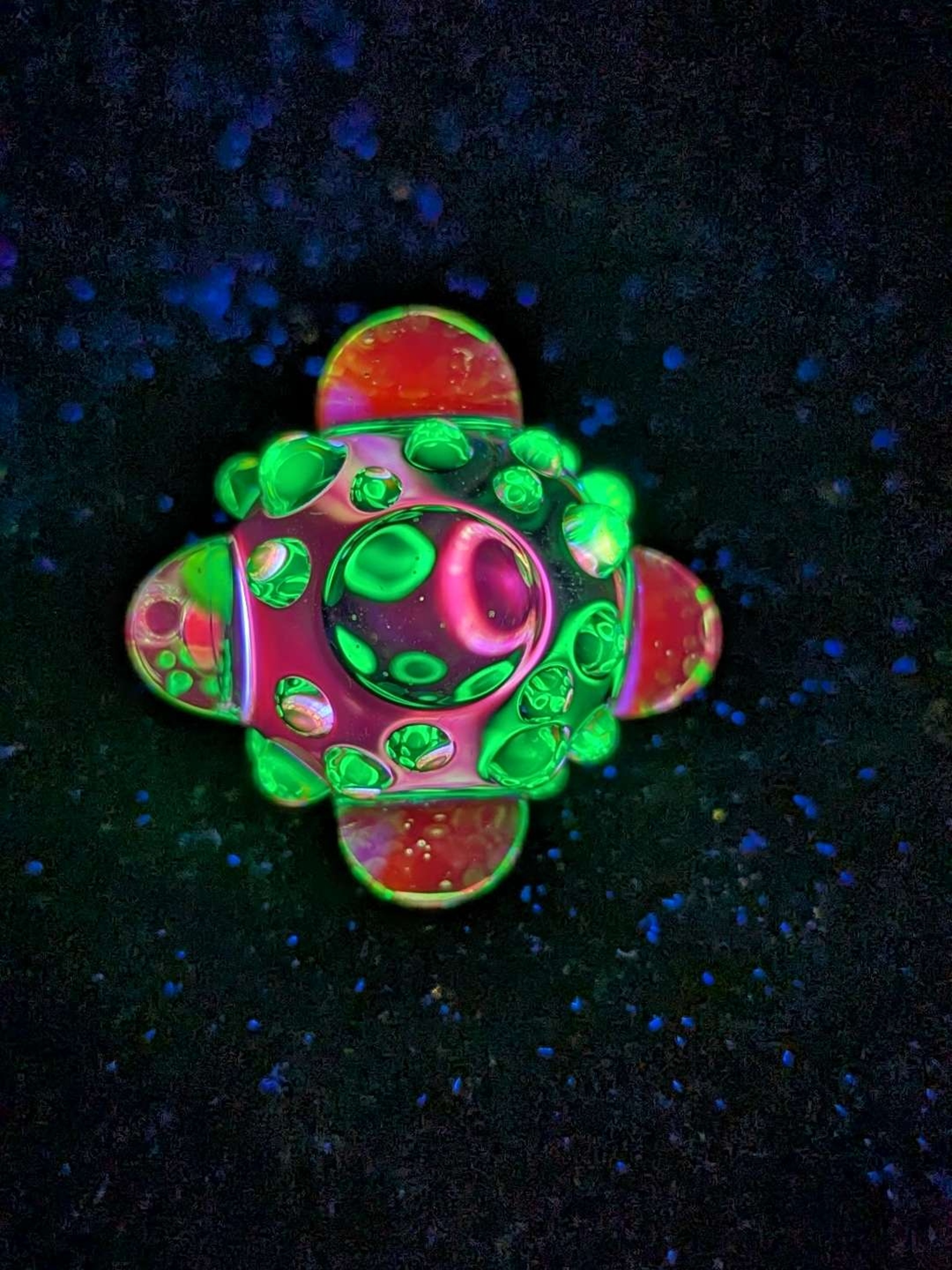 Preview pic of Jigjax Gnarble UV Reactive Uranium glass