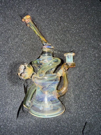 Preview pic of Dirge Glass Recycler Rig