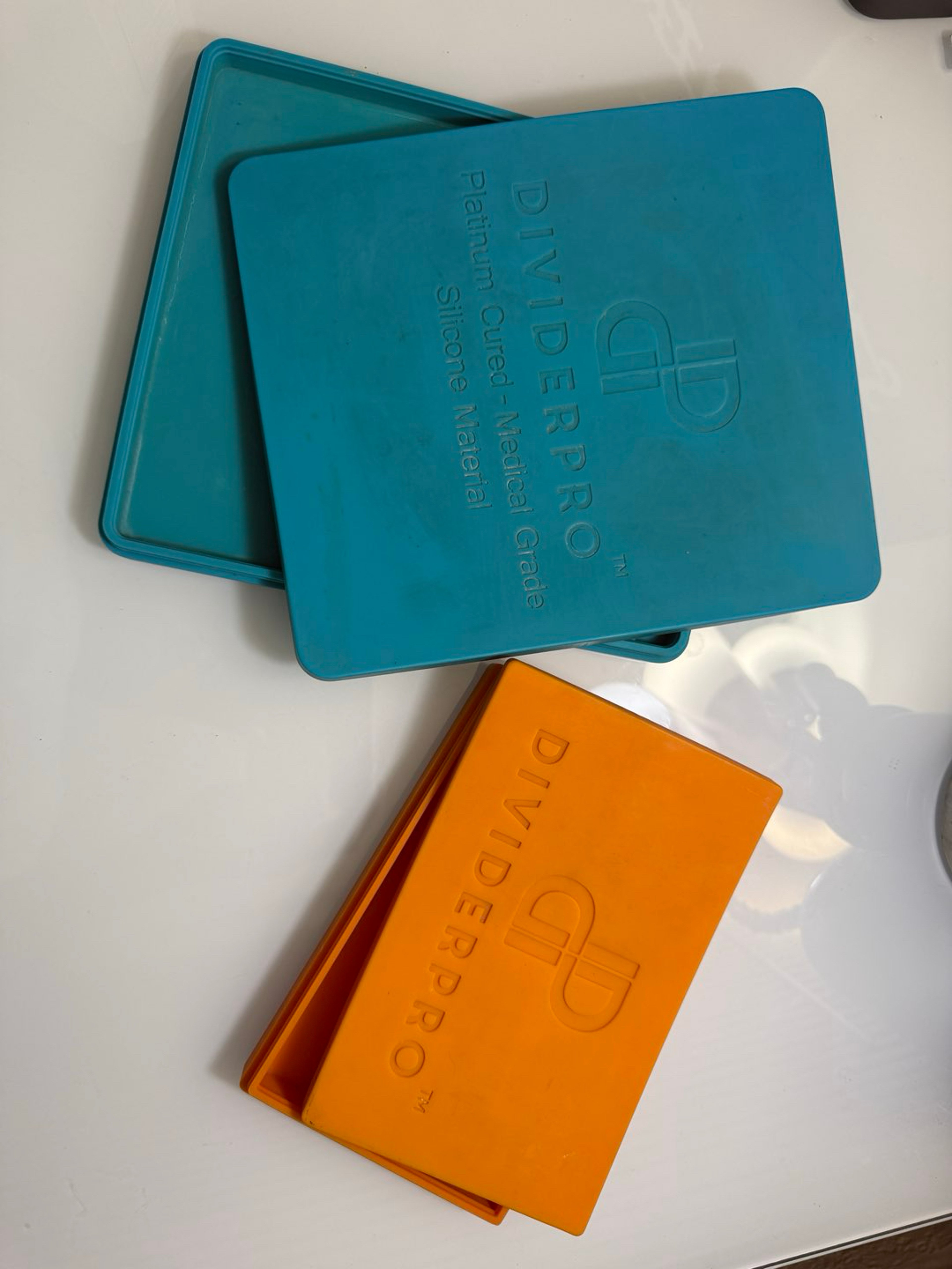 Preview pic of MEDICAL GRADE SILICONE CONTAINERS - Divider Pro