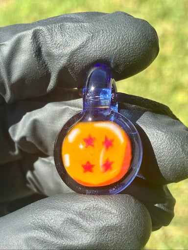 Preview pic of 4 star dragon ball Millie pendant UV
