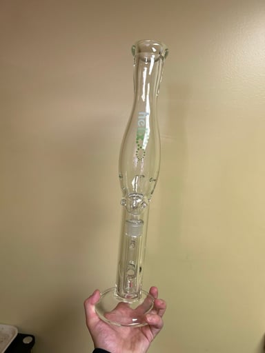 Preview pic of Helix bong