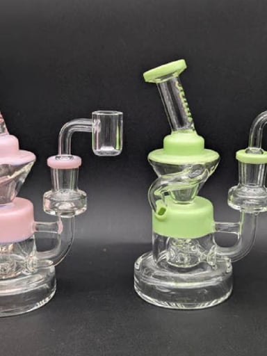 Preview pic of hittn Glass 7" Recycler Dab Rig