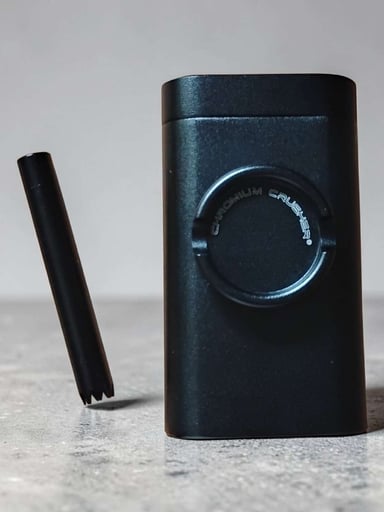 Preview pic of Black Dugout Built-in Grinder One Hitter