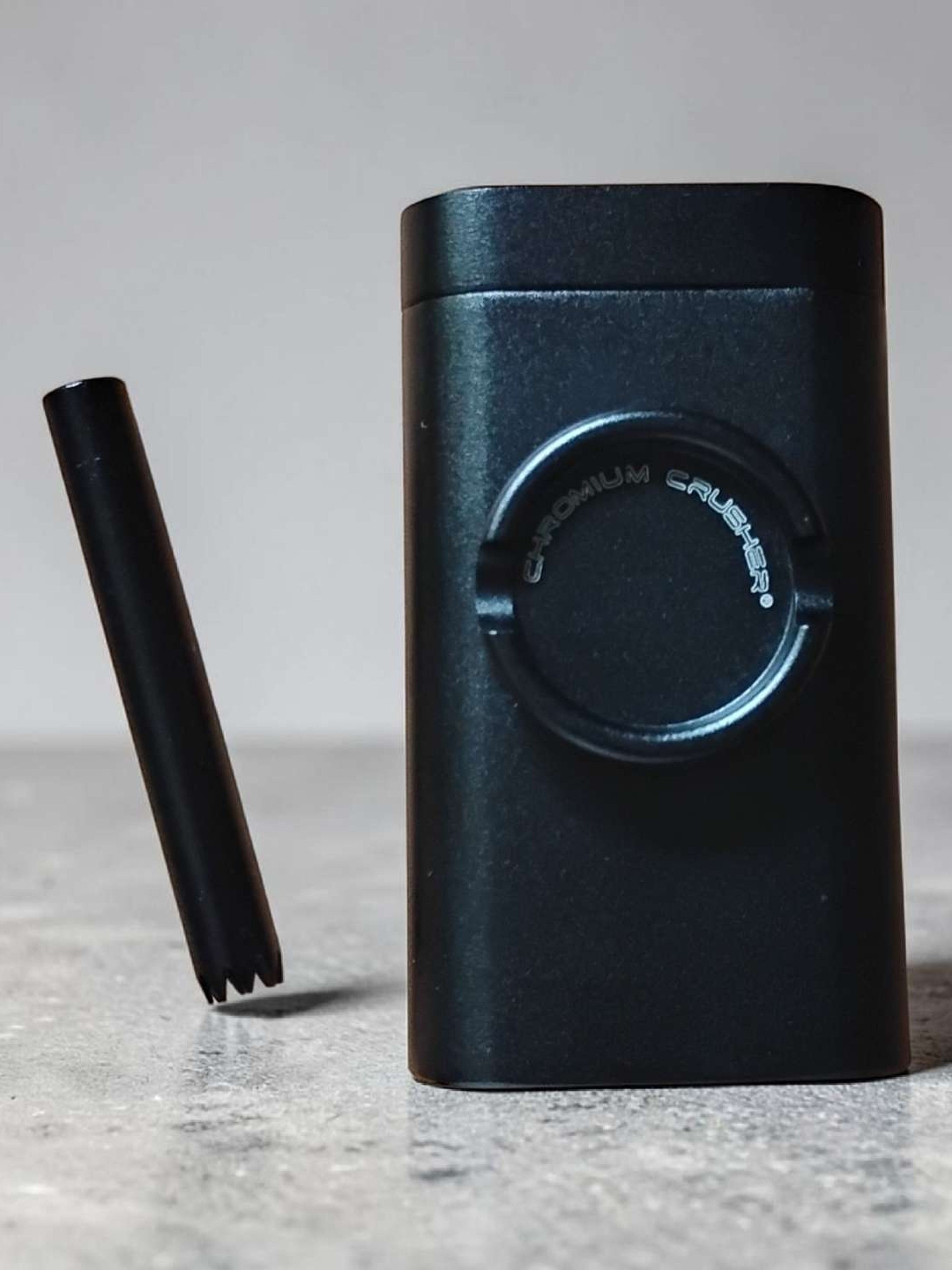 Black Dugout Built-in Grinder One Hitter image 0