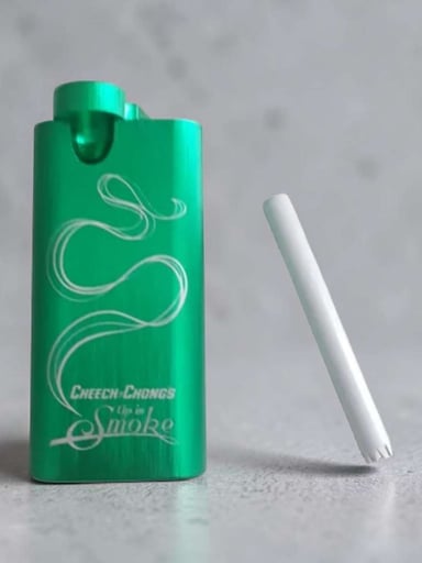 Preview pic of Green Cheech & Chong Dugout One Hitter