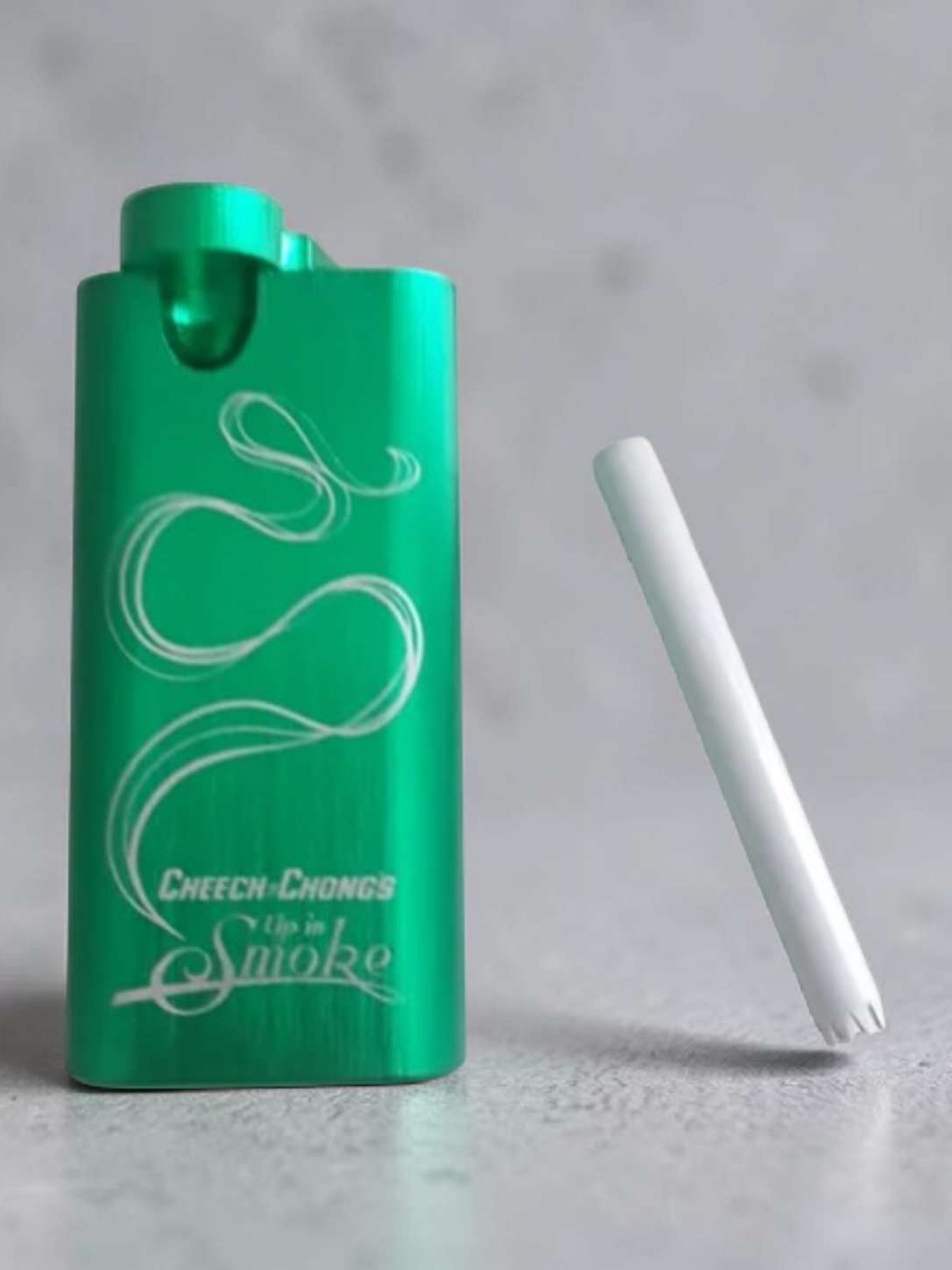 Green Cheech & Chong Dugout One Hitter image 0